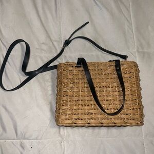 Stylish Tan Woven Women's Bag